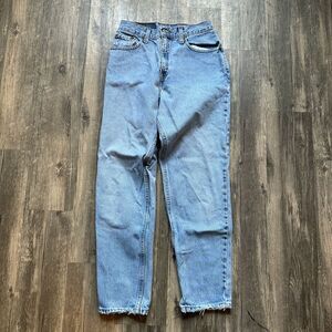 Levi's 550 Relaxed Tapered Leg Mom Jeans Light Wash Vintage Style Size 4